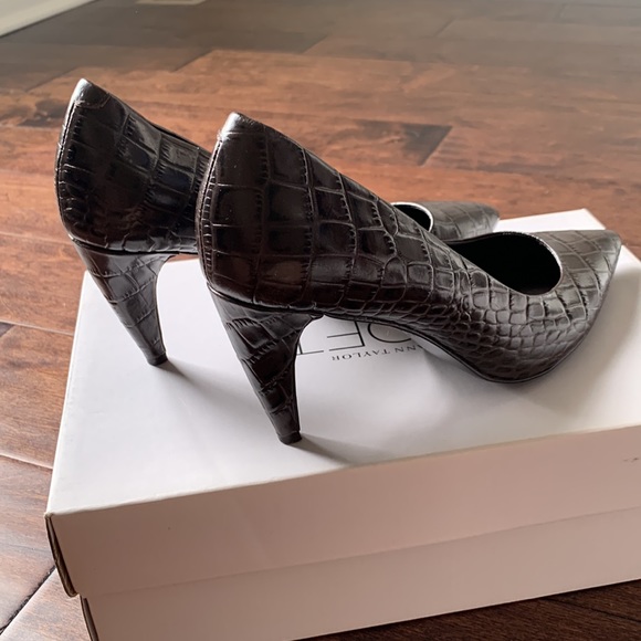 LOFT Laurie Black/Brown Pointy-Toe Croc Embossed Leather Pump Heels Size 6.5 - Picture 5 of 16